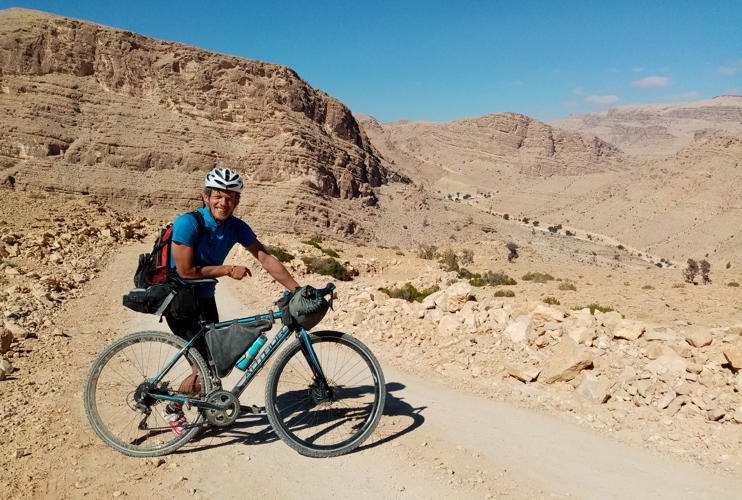 /images/uploads/1644934951-oman-742jpg.jpg