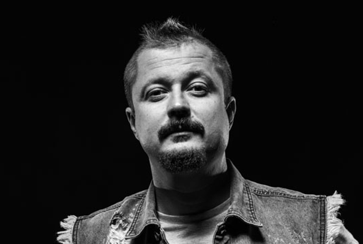 PROTHEUS: SÓLOVÝ PROJEKT FRONTMANA DYMYTRY / HVĚZDY NA HRADĚ