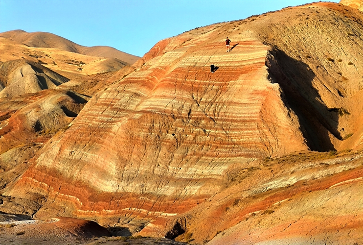 KAVKAZ KŘÍŽEM KRÁŽEM