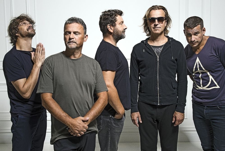 DAN BÁRTA & ILLUSTRATOSPHERE