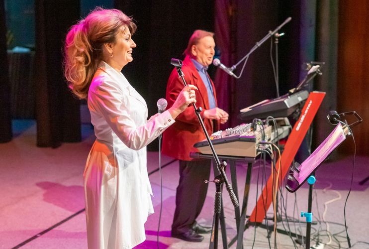 TANEČNÍ ODPOLEDNE: DUO ALBATROS