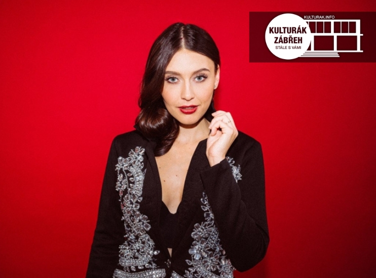 KATEŘINA MARIE TICHÁ & BANDJEEZ